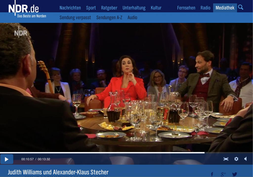 Judith Williams und Alexander-Klaus Stecher waren zu Gast in der NDR Talkshow und sprachen mit den Gastgebern Barbara Schöneberger und Hubertus Meyer-Burckhardt unter anderem über die Gala Die Goldene Deutschland.